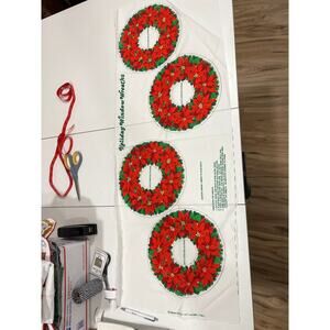 Vtg 1977 Fabric Panel DIY Spring Mills #7611 Holiday Window Wreath Poinsettia